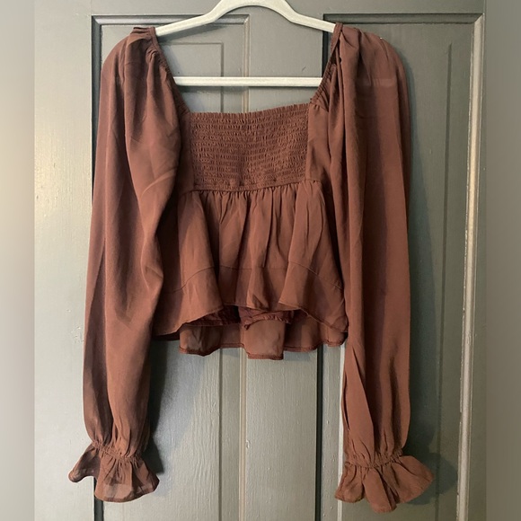 Abercrombie & Fitch Women’s Square Neck Flowy Top Size Small - Picture 3 of 6